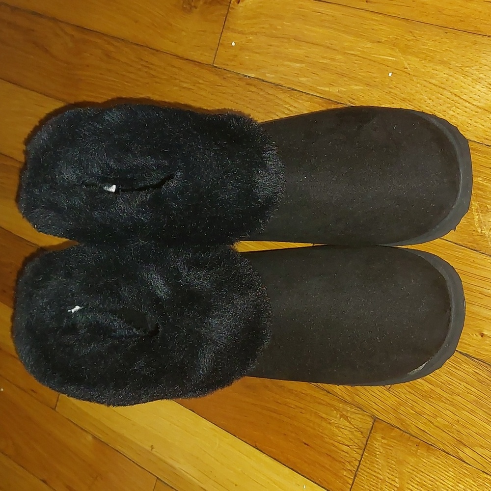 Black boots